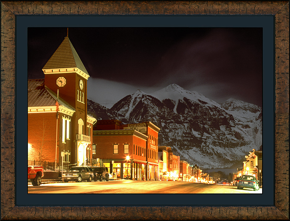 framed colorado avenue