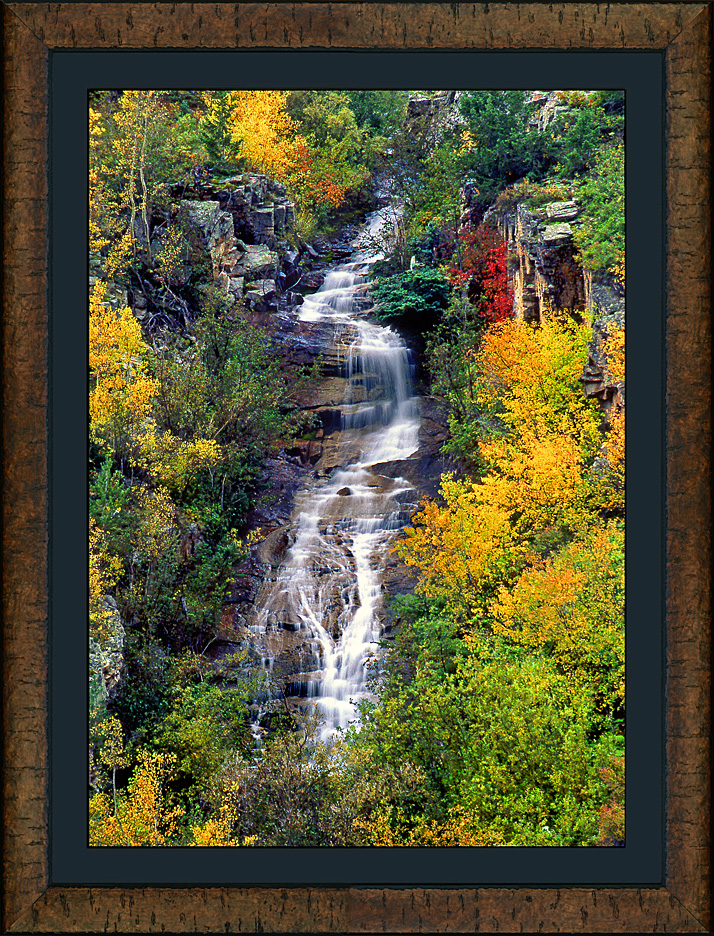 framed crystal canyon cascade - roma